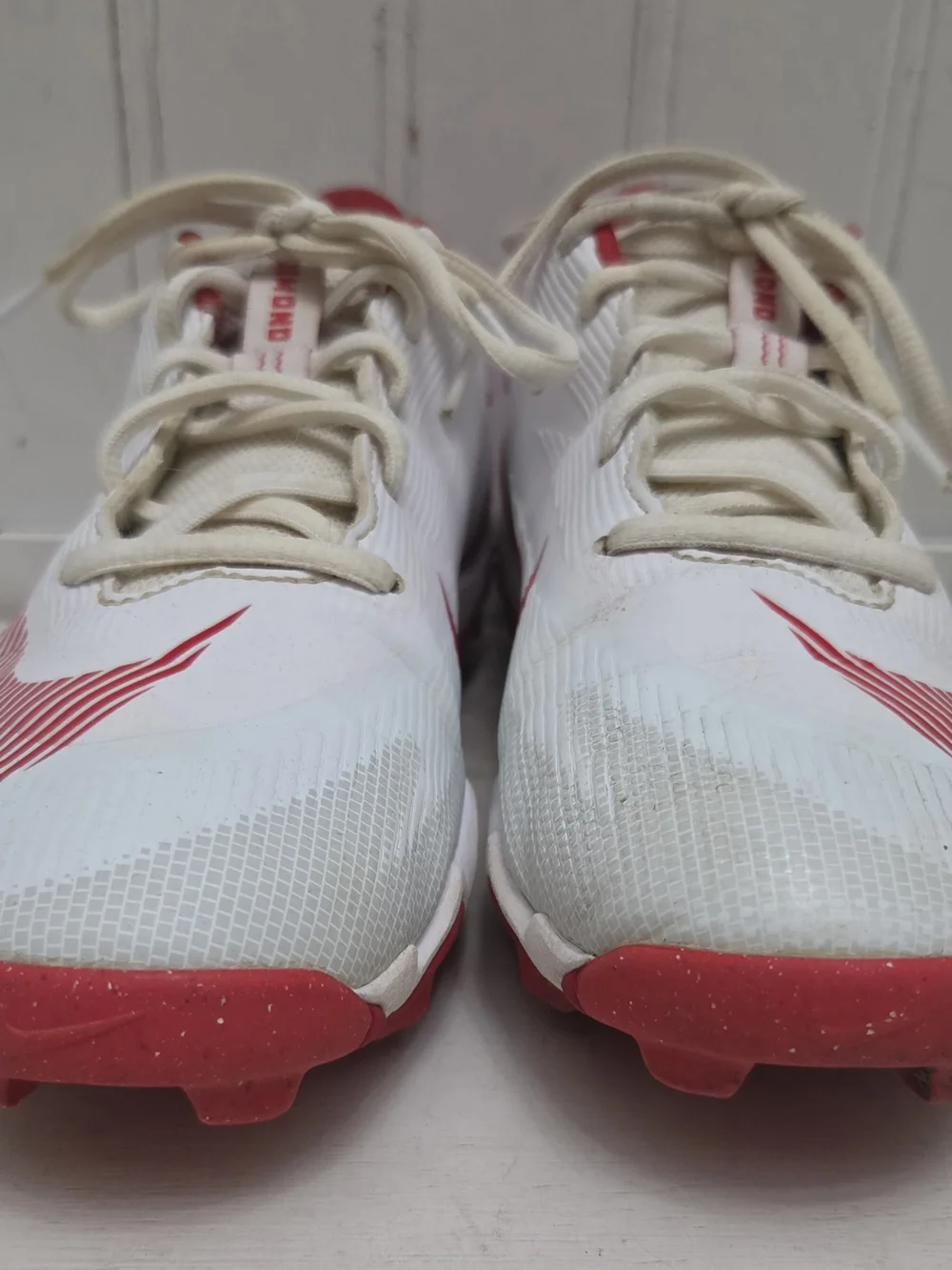 Nike Diamond Clutch Baseball Cleats - Men's Size 7 -White & Red